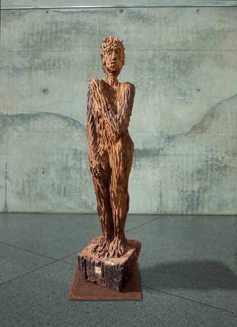 Skulpturen aus Holz mit der Kettensäge